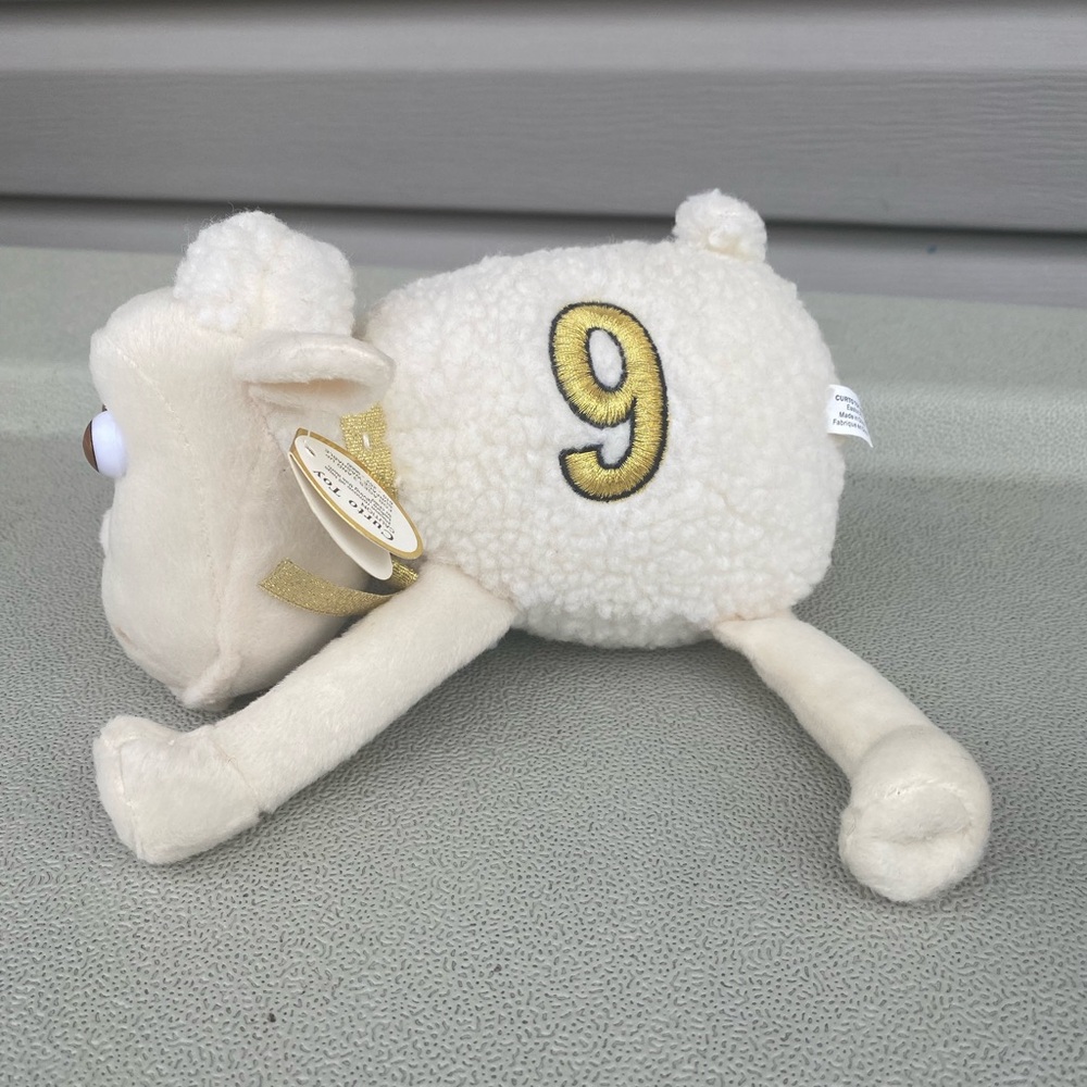 Vintage Serta TRUMP Home No. #9 Gold Sheep Plush